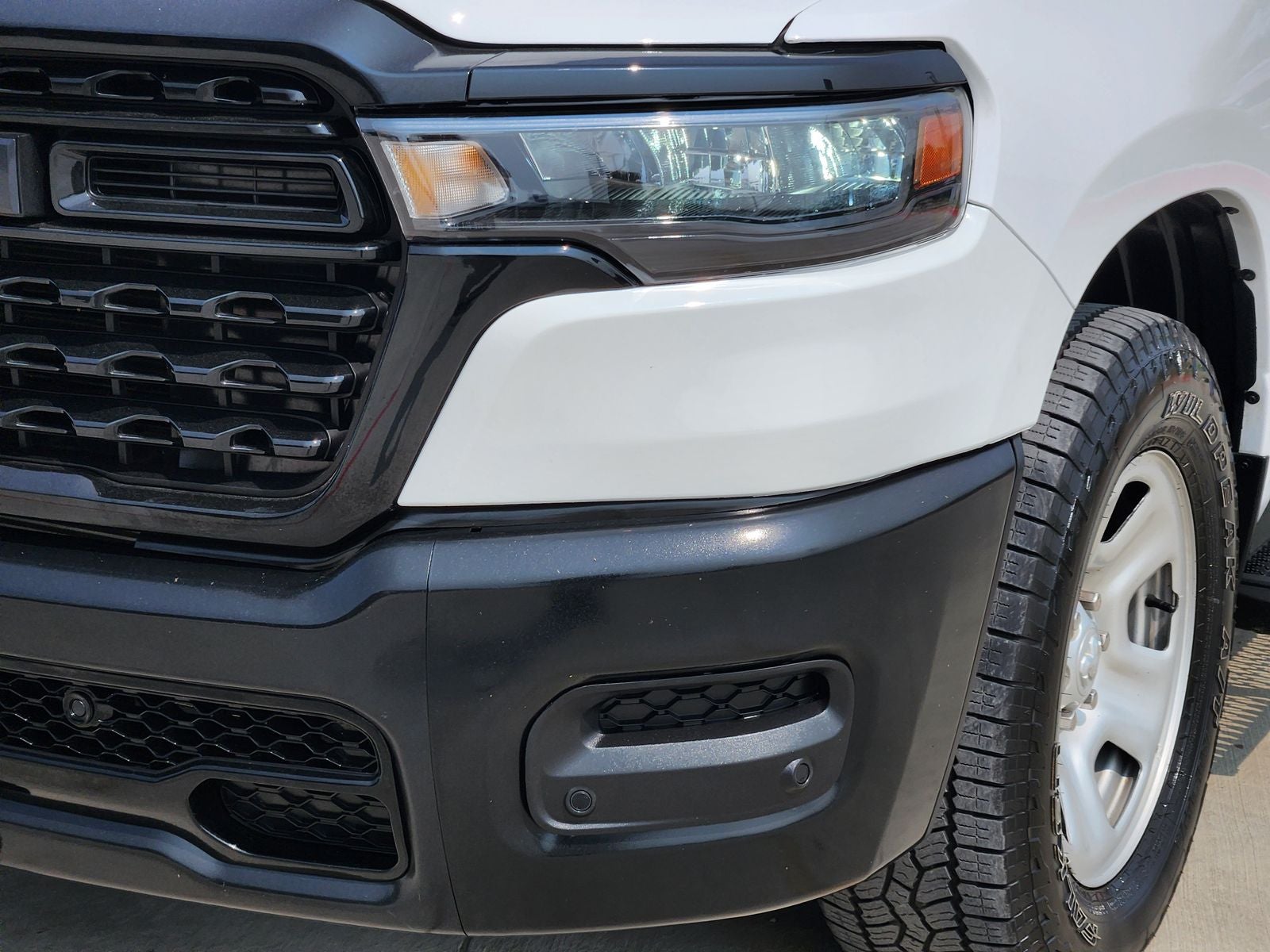 2025 RAM Ram 1500 Tradesman Crew Cab 4x4 6'4' Box