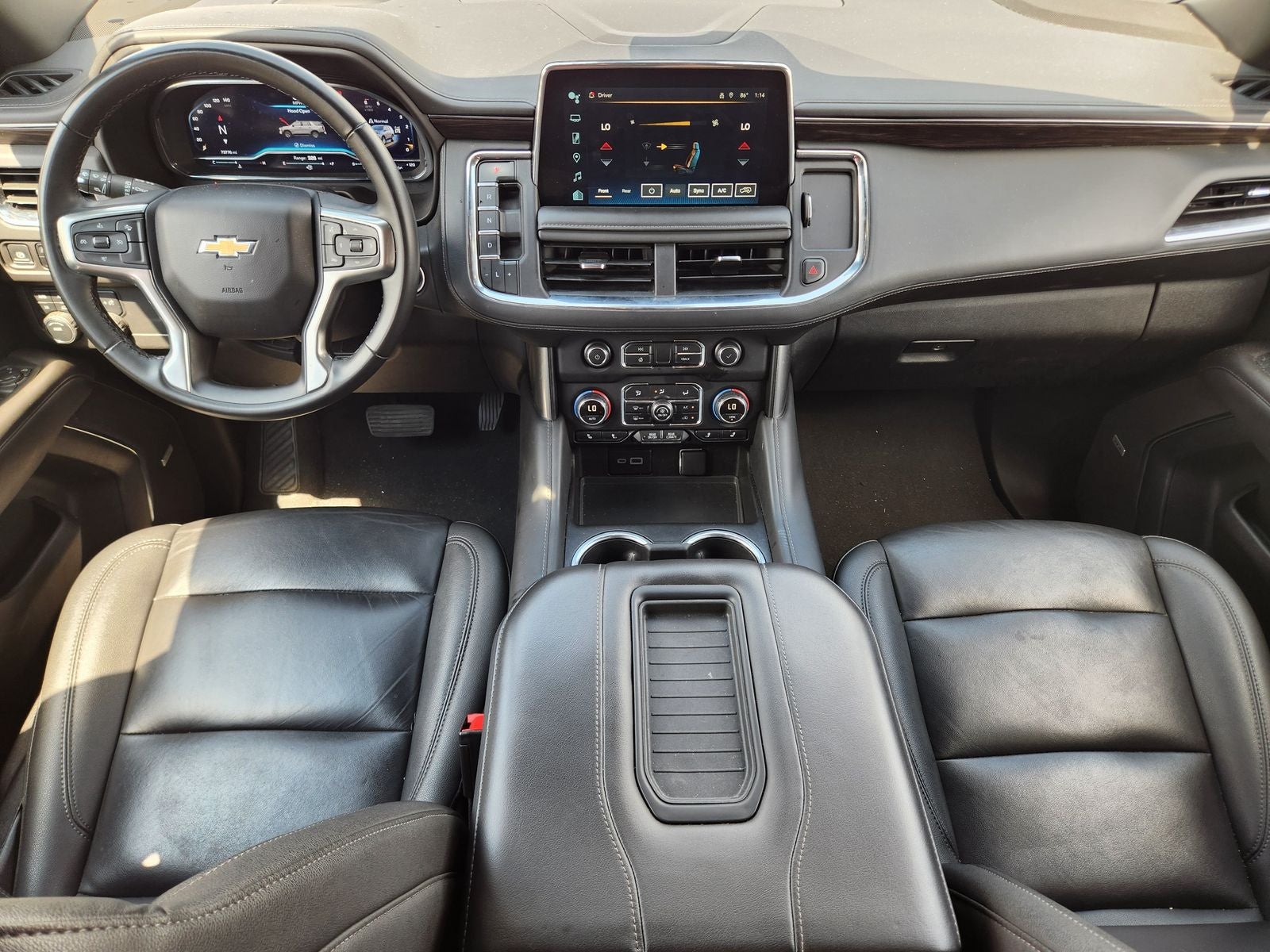 2024 Chevrolet Suburban 4WD LT