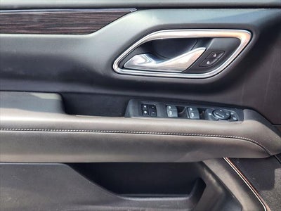 2024 Chevrolet Suburban 4WD LT