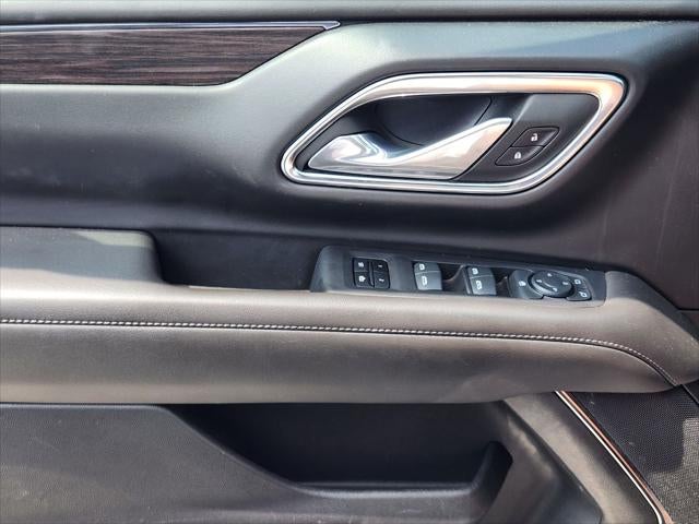 2024 Chevrolet Suburban 4WD LT