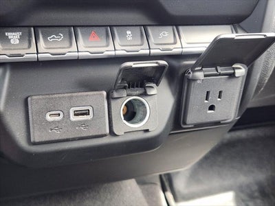 2022 Chevrolet Silverado 2500HD 4WD Crew Cab Standard Bed Custom