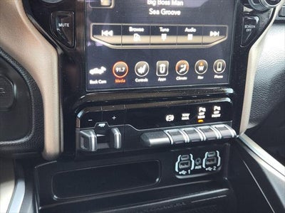 2021 RAM Ram 3500 Laramie Crew Cab 4x4 8' Box