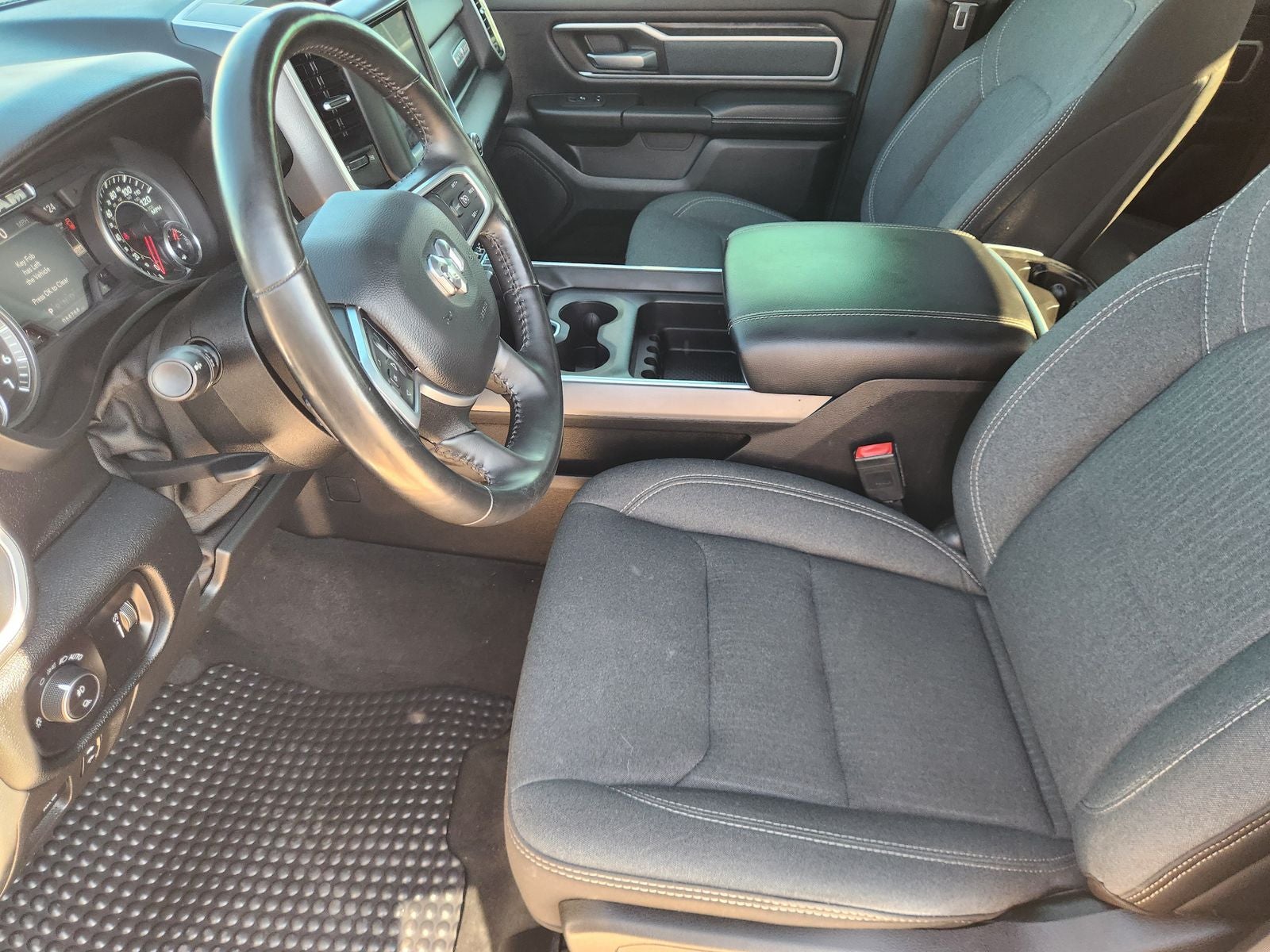 2022 RAM Ram 1500 Lone Star Quad Cab 4x2 6'4' Box