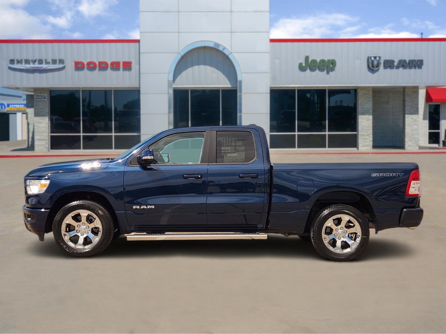 2022 RAM Ram 1500 Lone Star Quad Cab 4x2 6'4' Box