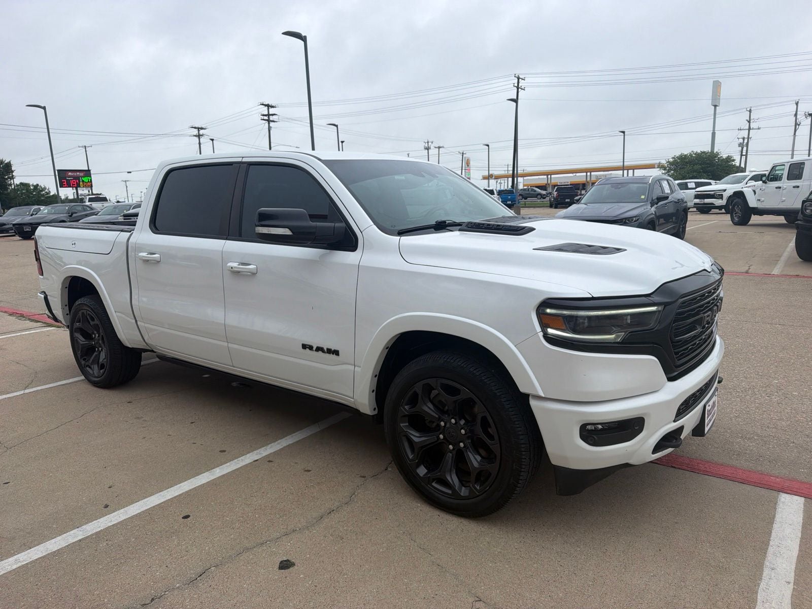 2021 RAM Ram 1500 Limited Crew Cab 4x4 5'7' Box