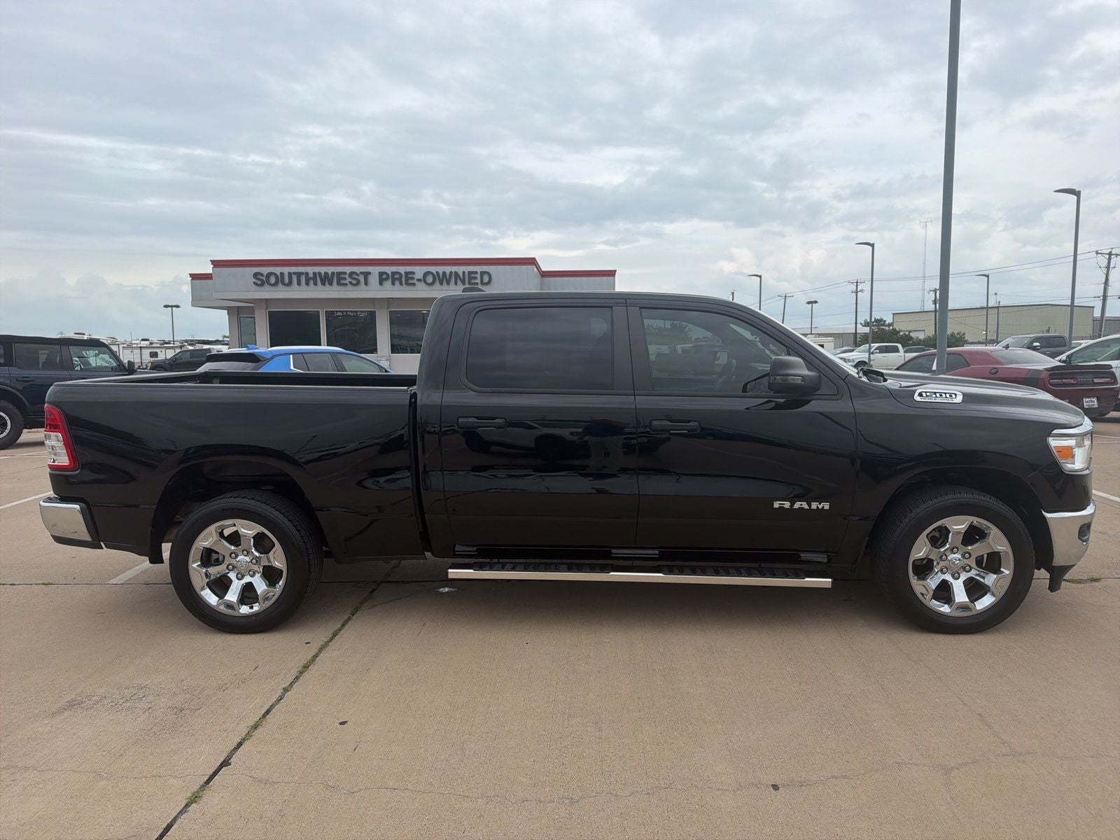 2023 RAM Ram 1500 Big Horn Crew Cab 4x4 6'4' Box