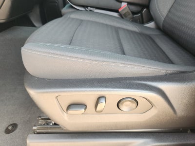 2023 Chevrolet Silverado 1500 2WD Crew Cab Short Bed Custom