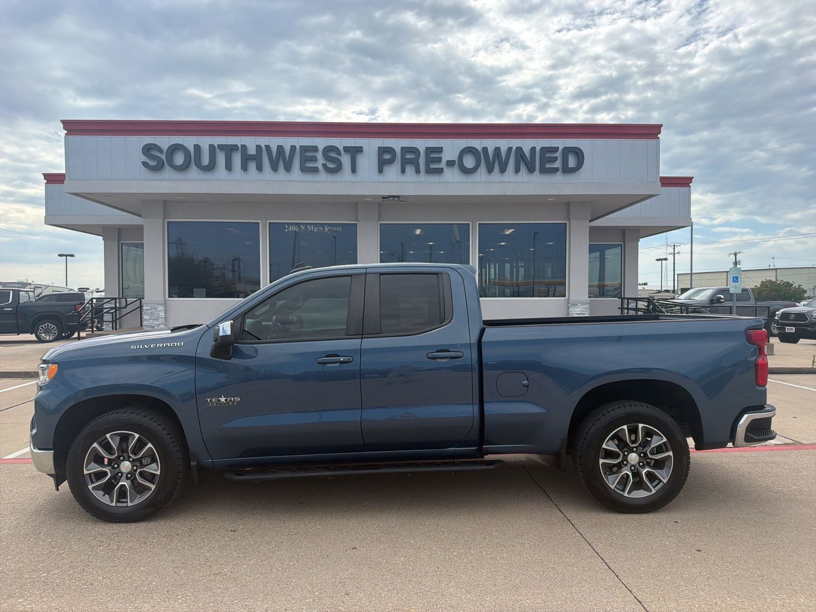 2024 Chevrolet Silverado 1500 2WD Double Cab Standard Bed LT