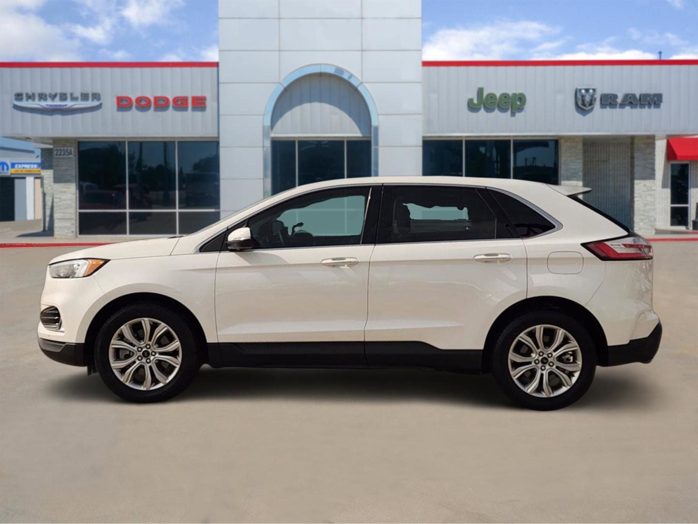 2023 Ford Edge Titanium