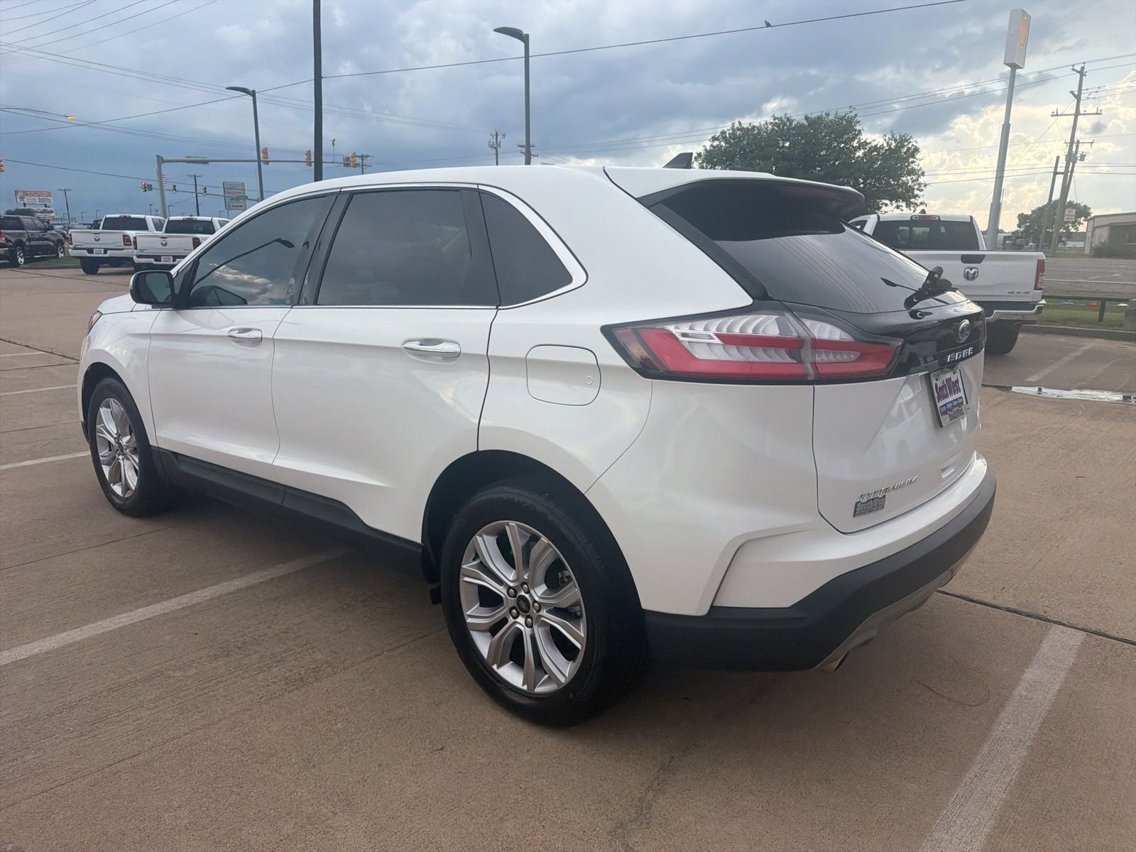 2023 Ford Edge Titanium