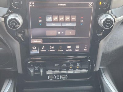 2025 RAM Ram 3500 Lone Star Crew Cab 4x4 8' Box