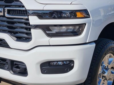 2025 RAM Ram 3500 Lone Star Crew Cab 4x4 8' Box