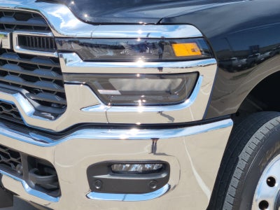 2025 RAM Ram 3500 Lone Star Crew Cab 4x4 8' Box