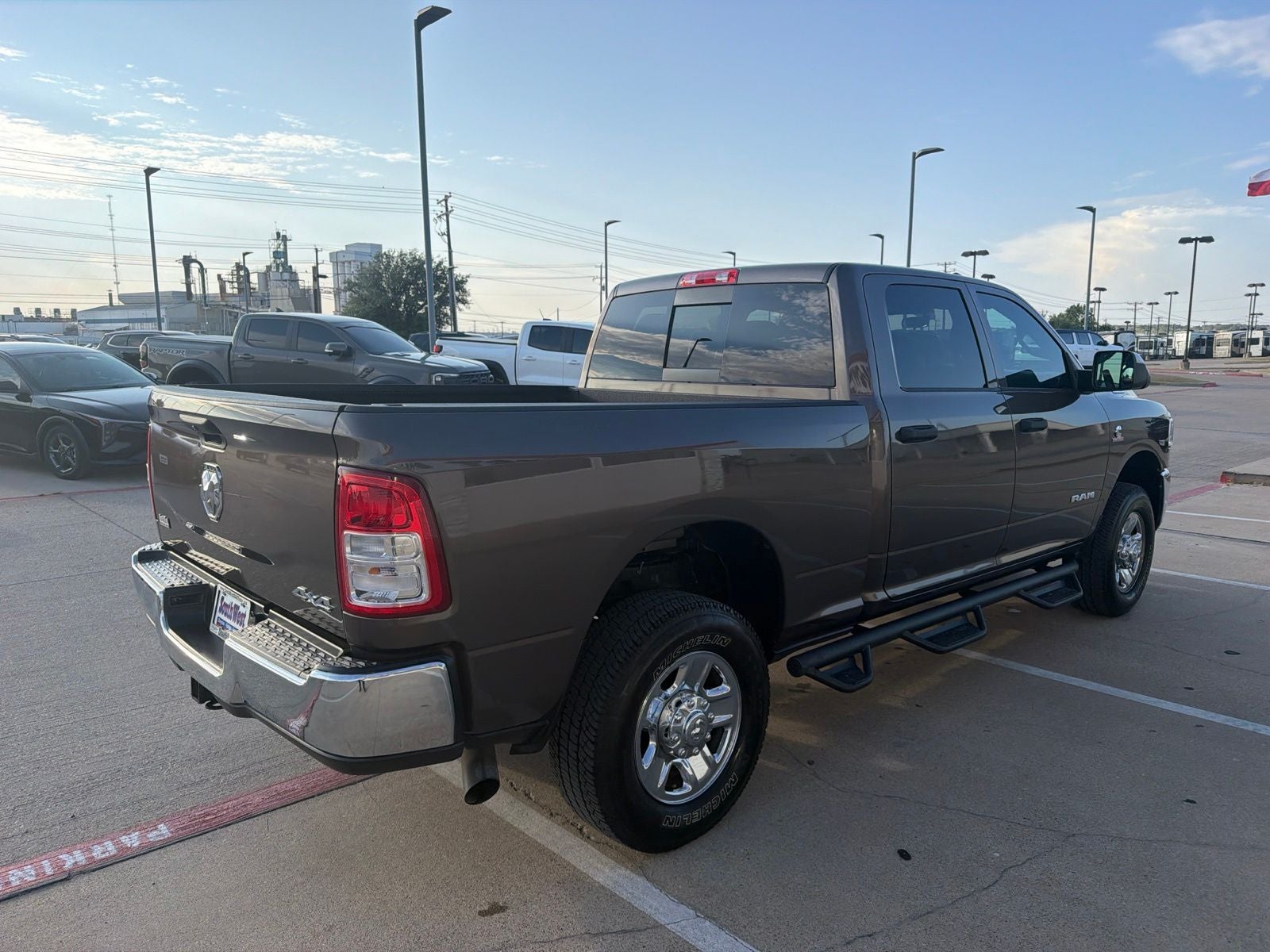 2021 RAM Ram 2500 Tradesman Crew Cab 4x4 6'4' Box