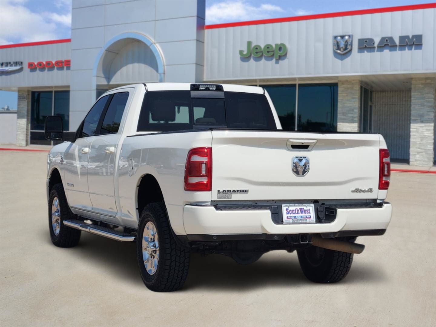 2023 RAM Ram 2500 Laramie Crew Cab 4x4 6'4' Box