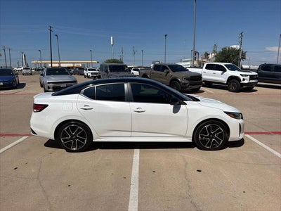 2024 Nissan Sentra SR Xtronic CVT