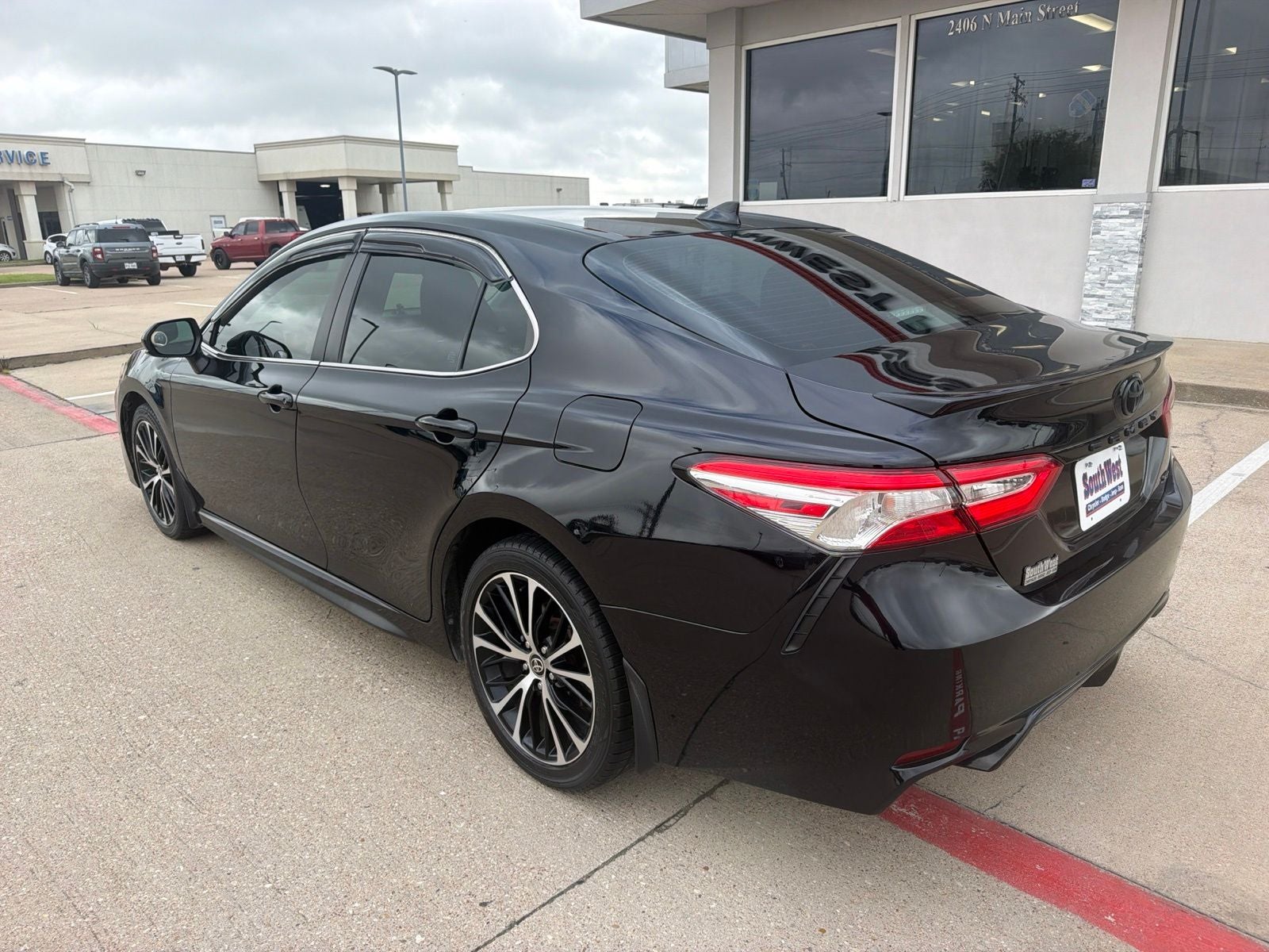 2020 Toyota Camry SE