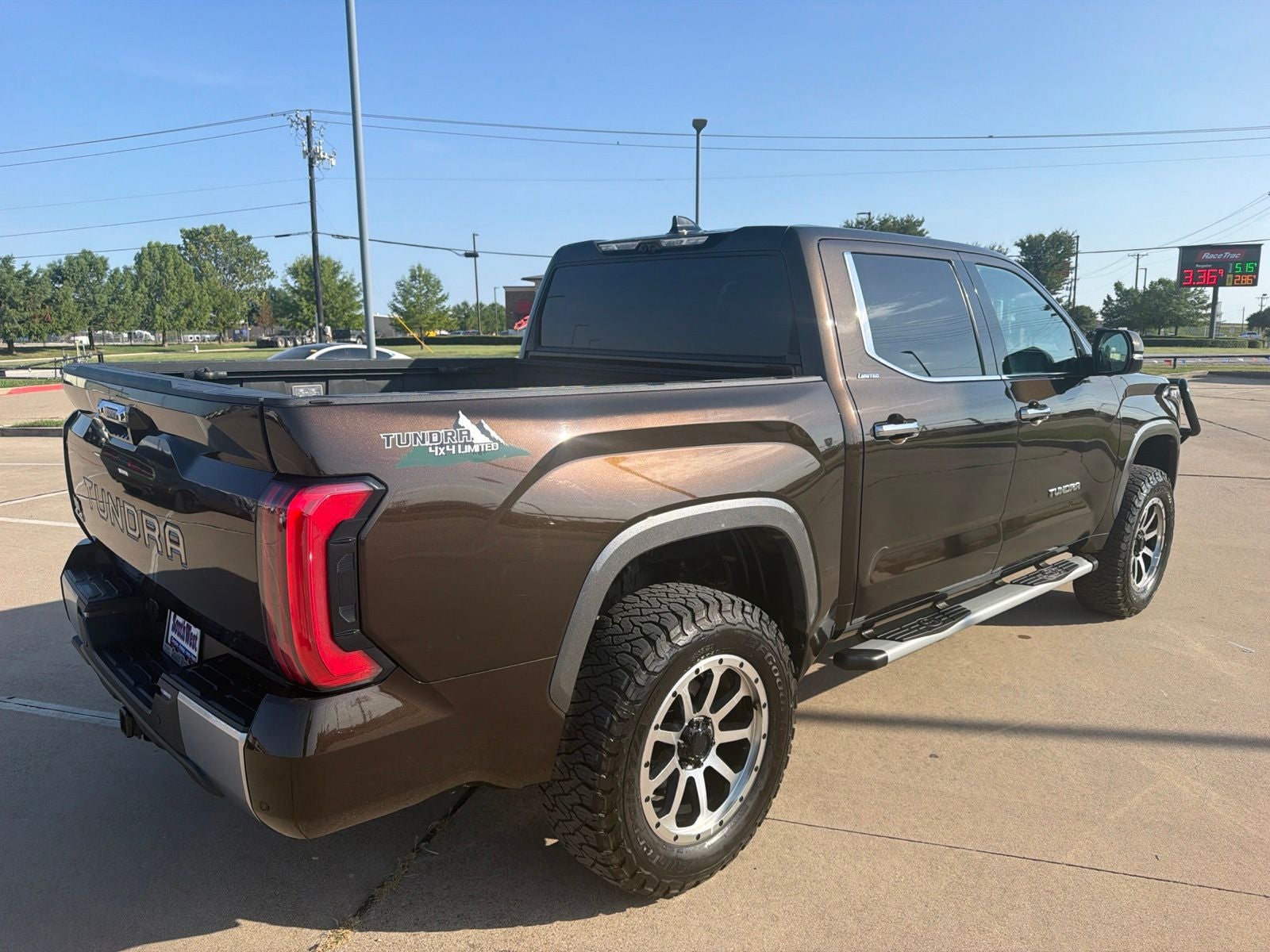 2023 Toyota Tundra Hybrid Limited