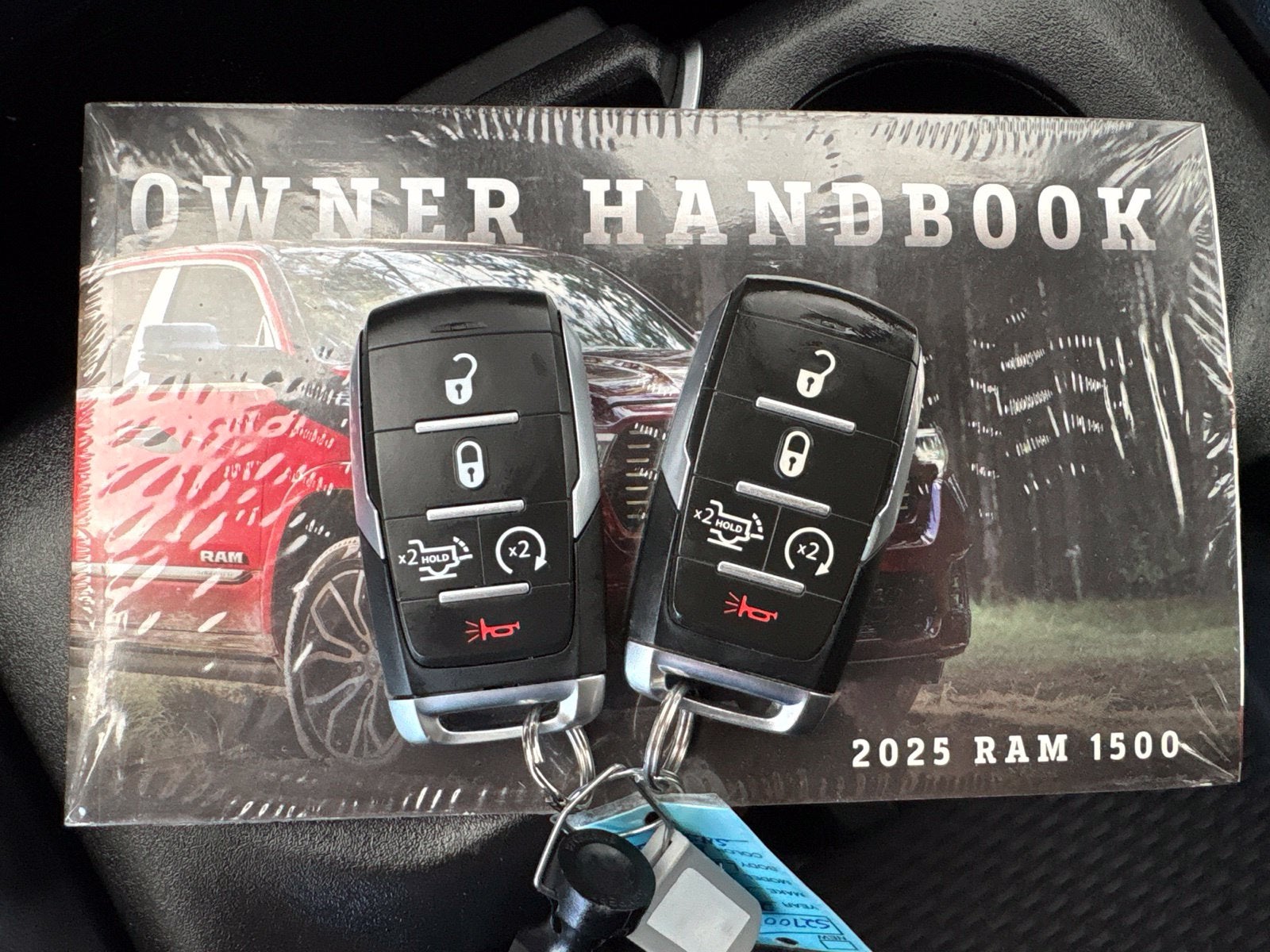 2025 RAM Ram 1500 Lone Star Crew Cab 4x4 5'7' Box