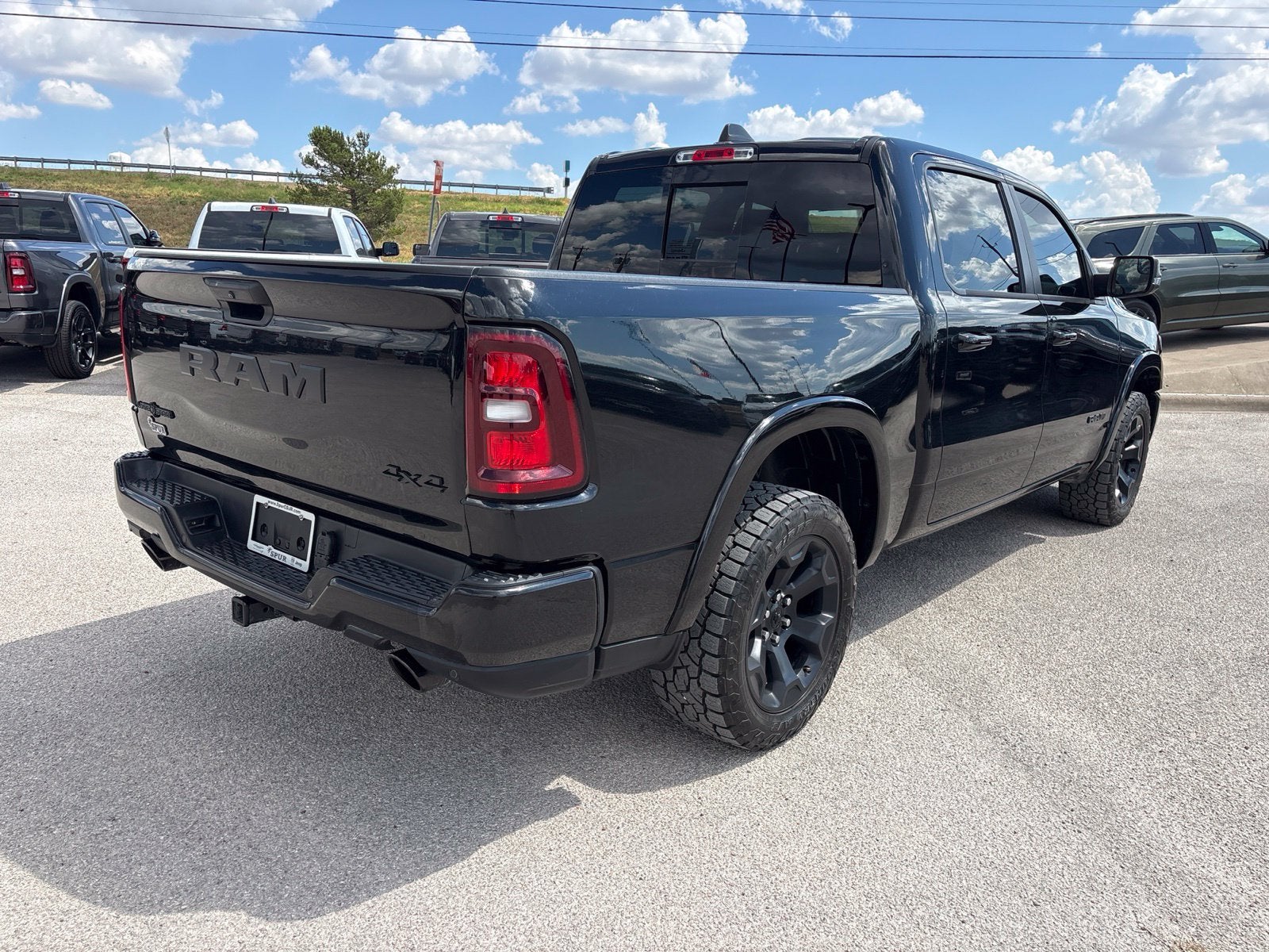 2025 RAM Ram 1500 Lone Star Crew Cab 4x4 5'7' Box