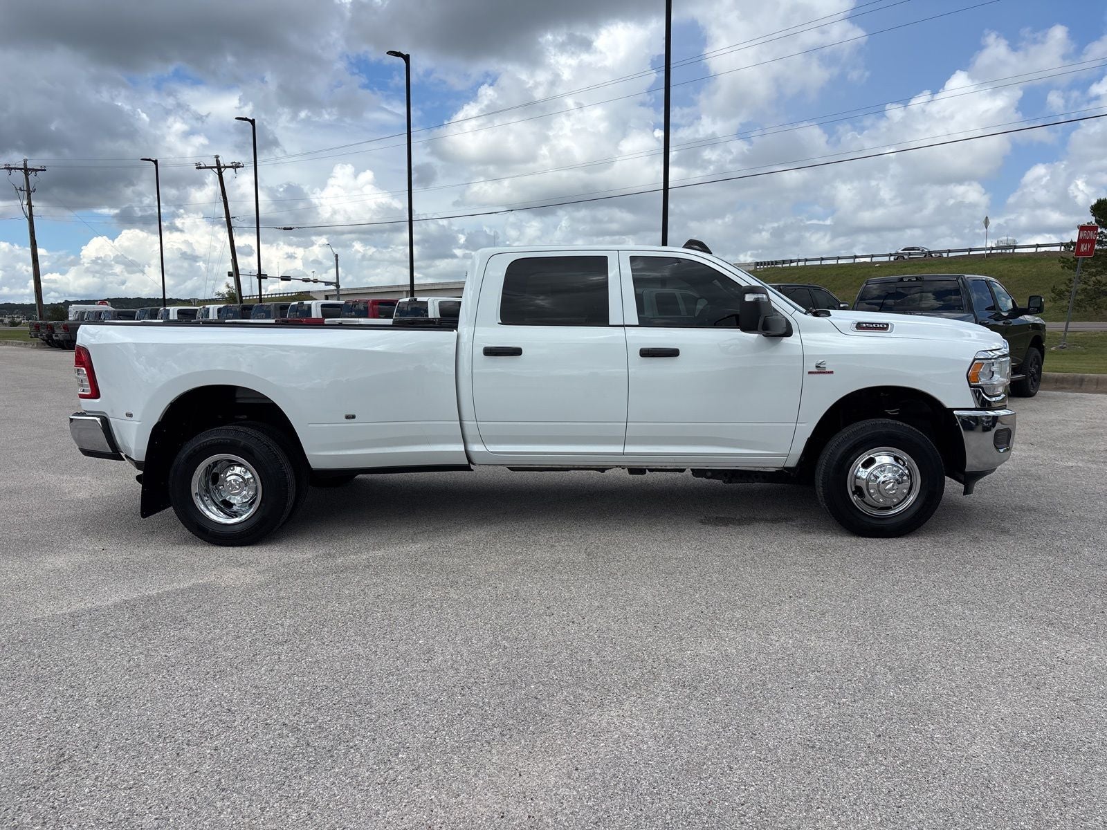 2023 RAM Ram 3500 Tradesman Crew Cab 4x4 8' Box