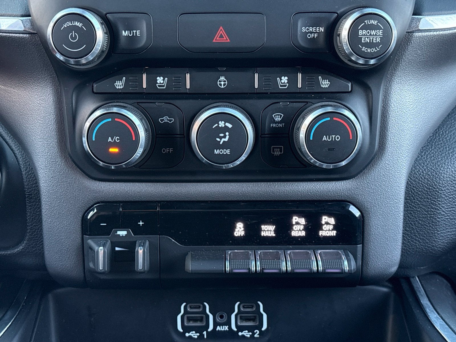 2022 RAM Ram 2500 Laramie Crew Cab 4x4 6'4' Box
