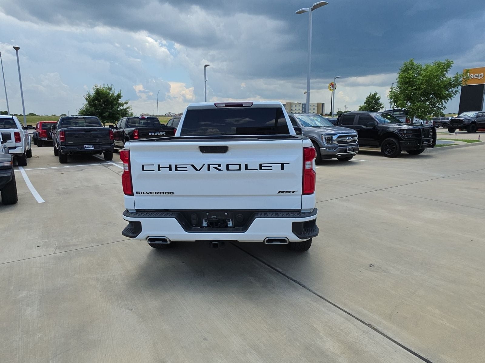 2023 Chevrolet Silverado 1500 4WD Crew Cab Short Bed RST