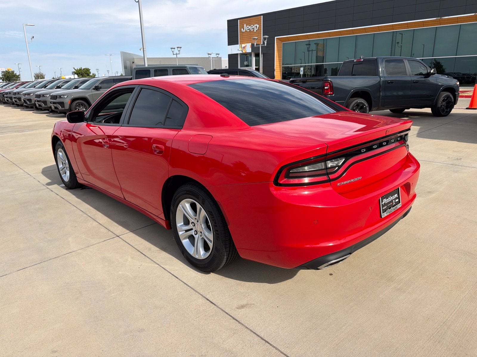 2022 Dodge Charger SXT RWD