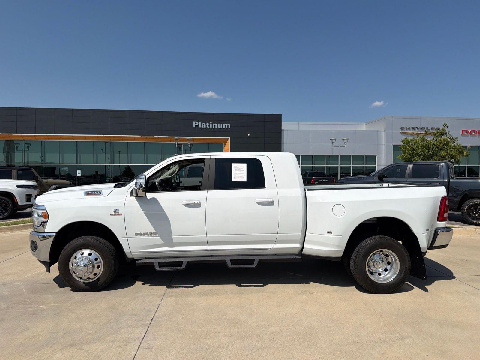 2024 RAM Ram 3500 Laramie Mega Cab 4x4 6'4' Box