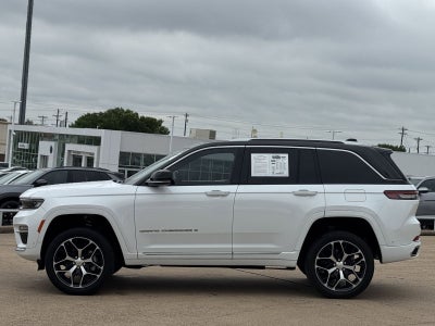 2023 Jeep Grand Cherokee Summit Reserve
