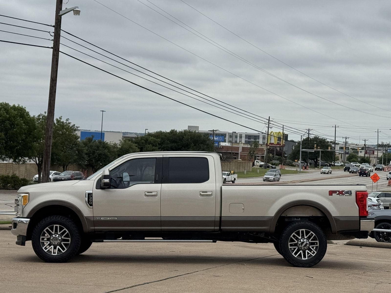 2017 Ford F-350SD Lariat