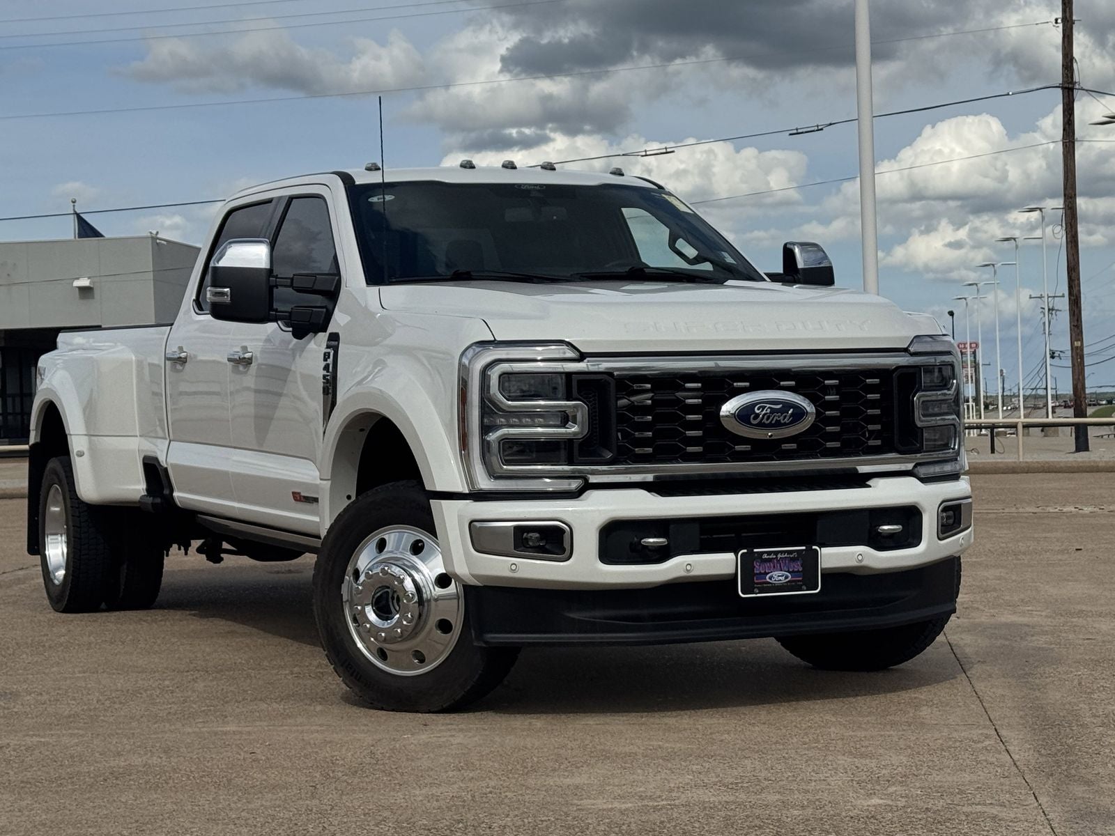 2024 Ford F-450SD Platinum DRW