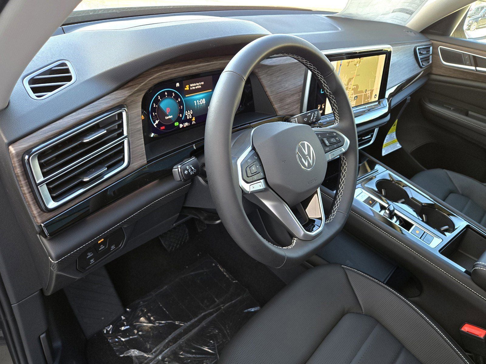 2025 Volkswagen Atlas 2.0T SEL