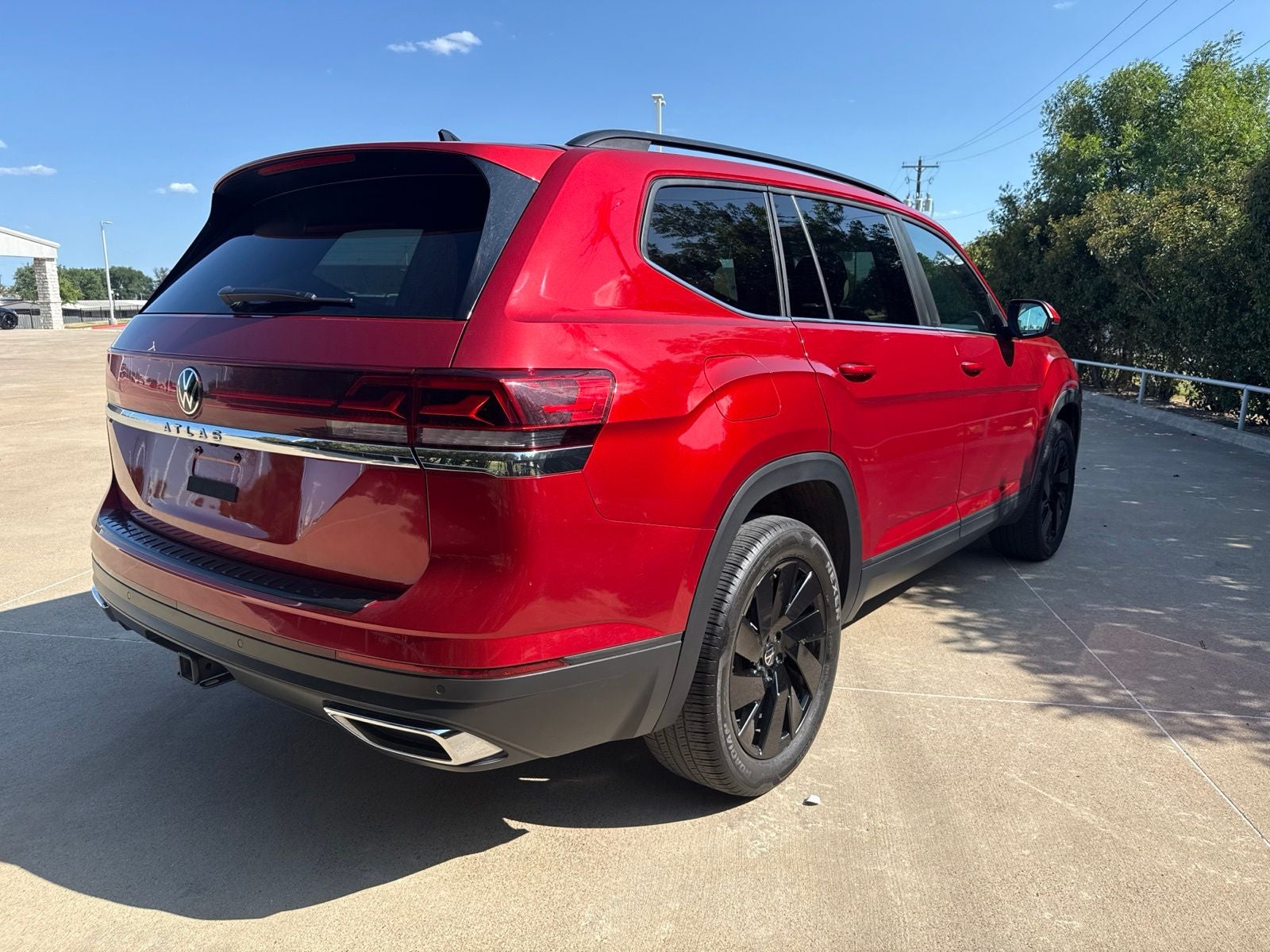 2024 Volkswagen Atlas 2.0T SE w/Technology