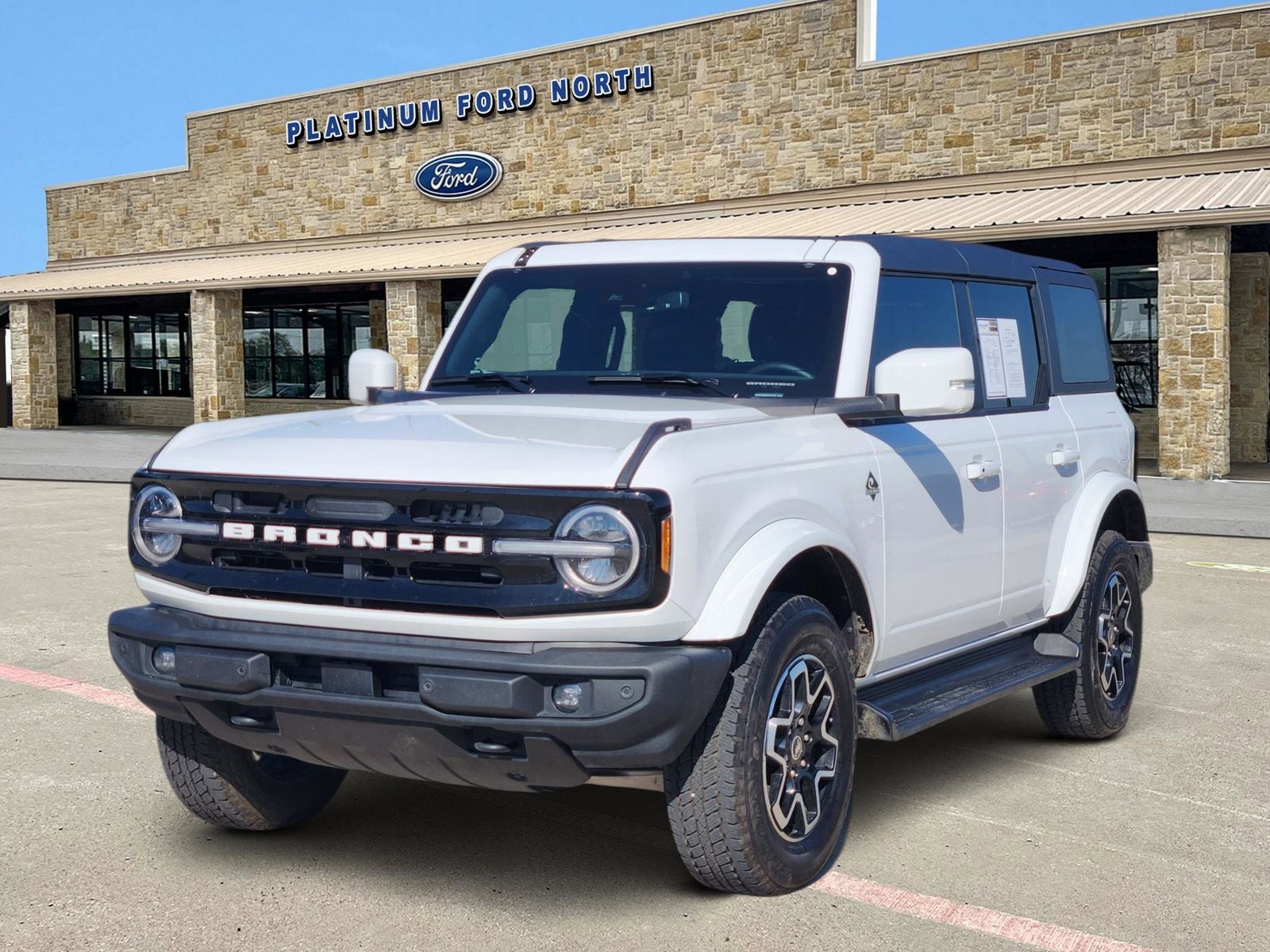 2025 Ford Bronco Outer Banks