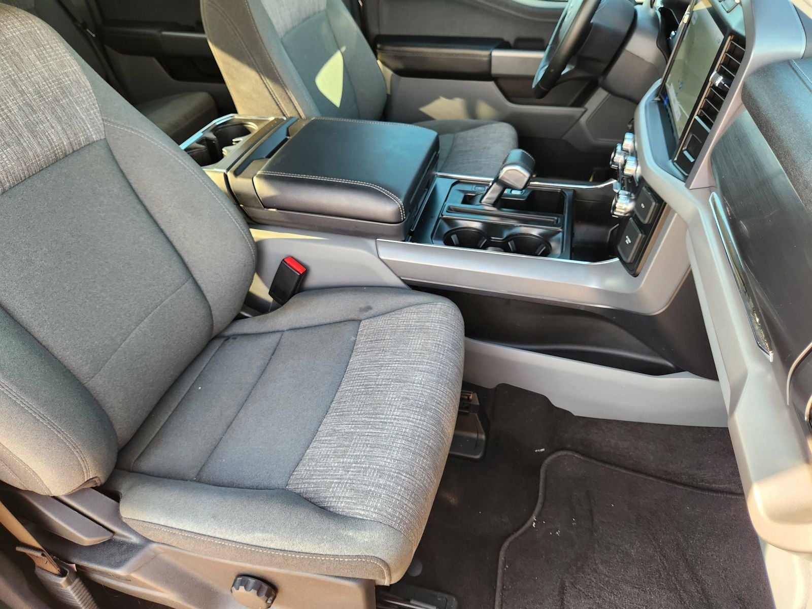 2023 Ford F-150 Lightning XLT