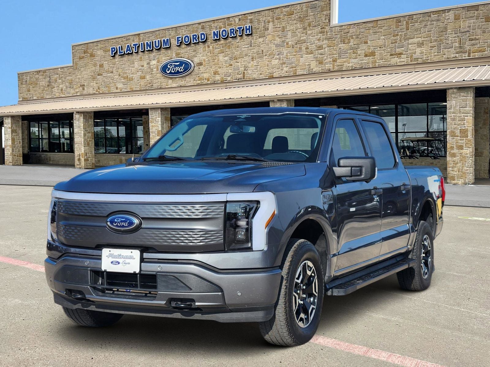 2023 Ford F-150 Lightning XLT