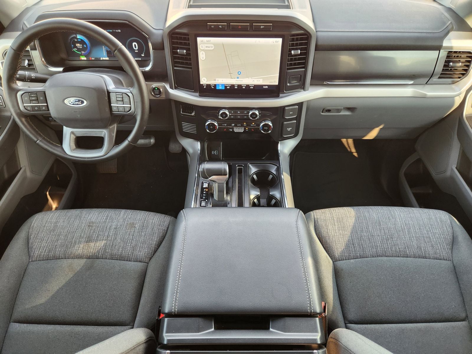 2023 Ford F-150 Lightning XLT