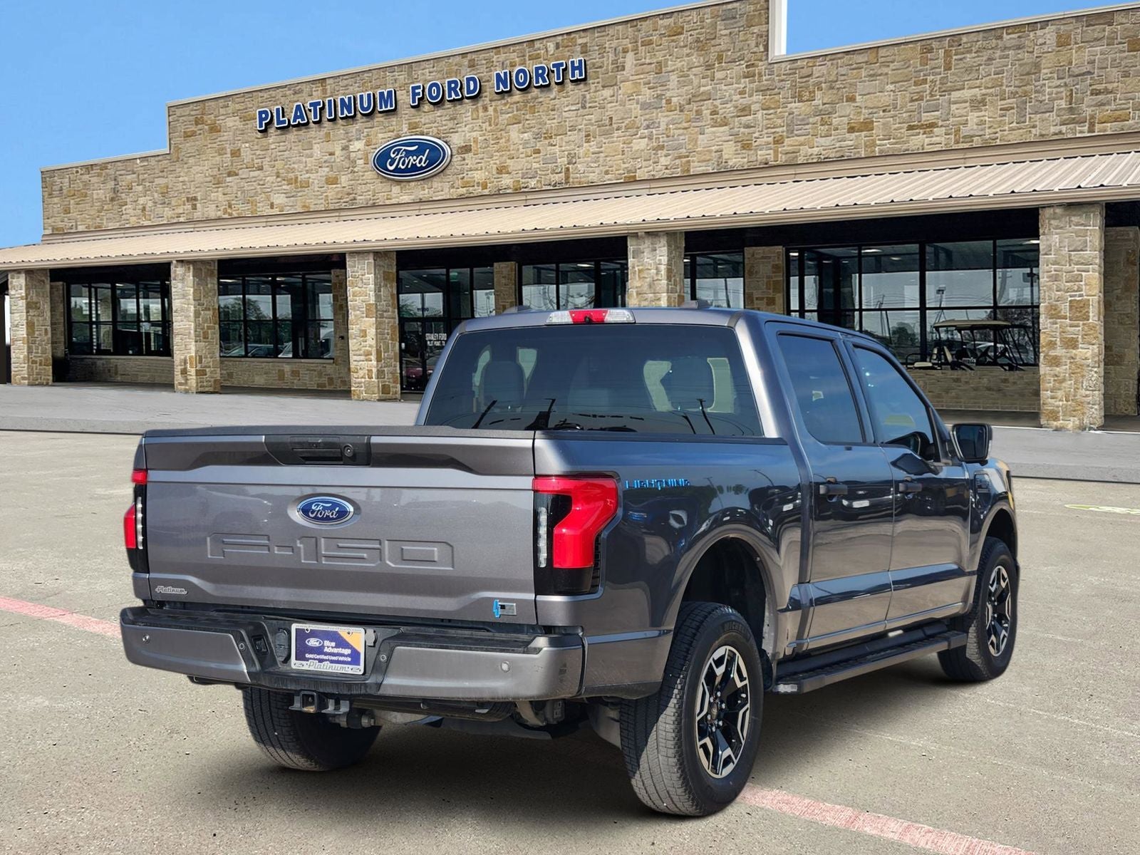 2023 Ford F-150 Lightning XLT
