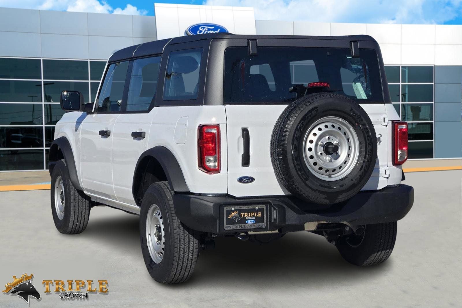 2025 Ford Bronco Base