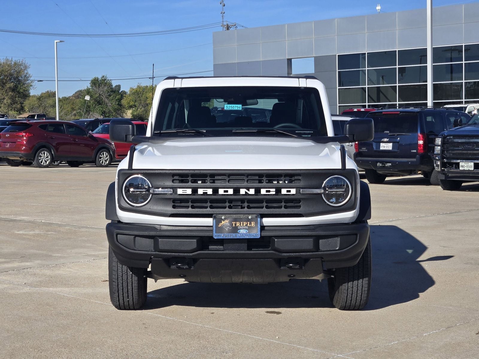 2025 Ford Bronco Base