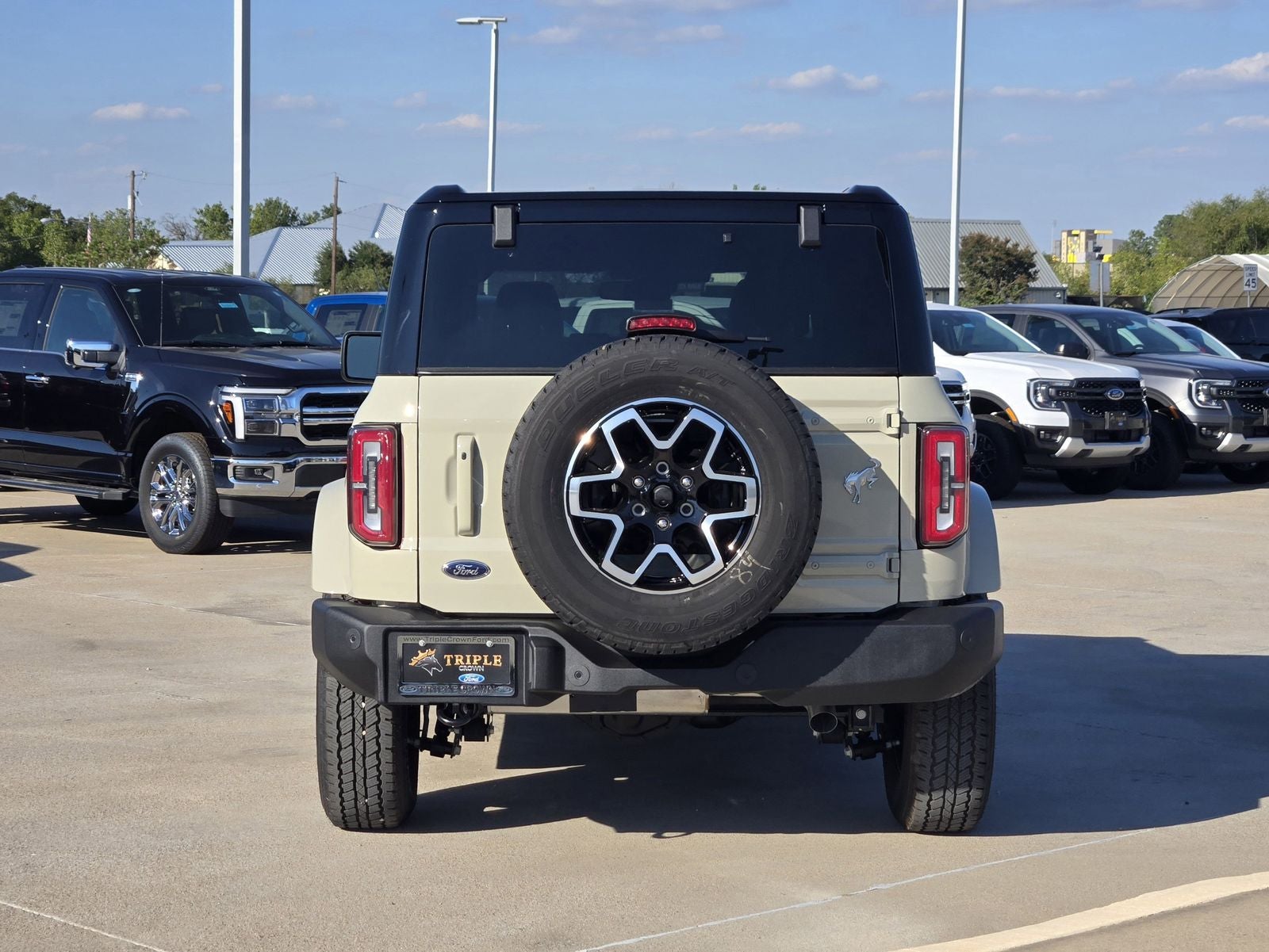 2025 Ford Bronco Outer Banks