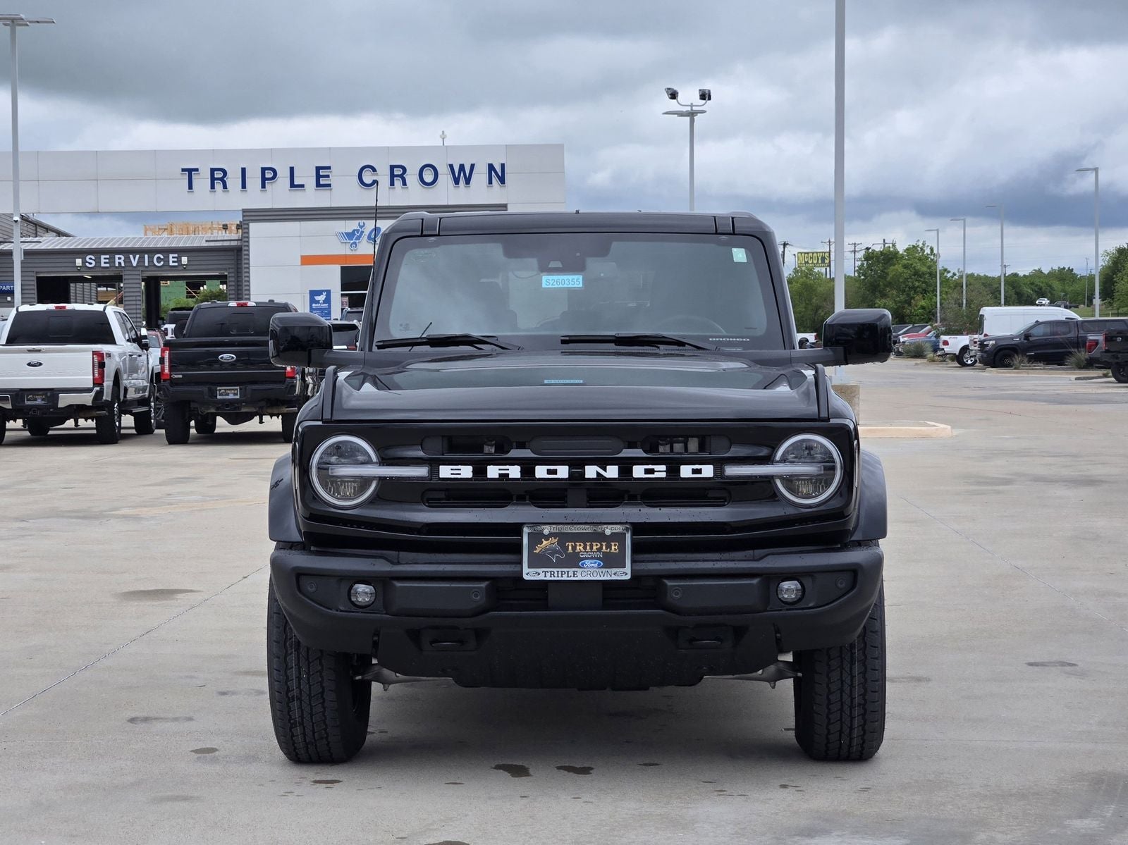 2026 Ford Bronco Outer Banks