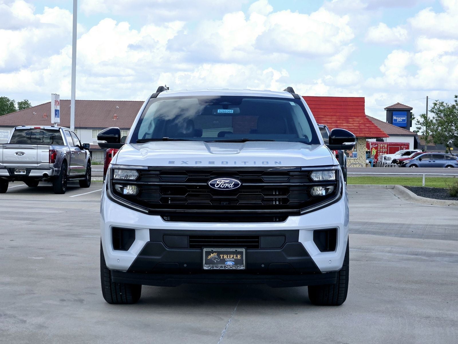 2026 Ford Expedition Max Active