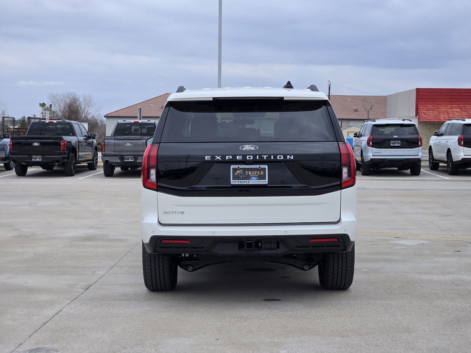 2026 Ford Expedition Active