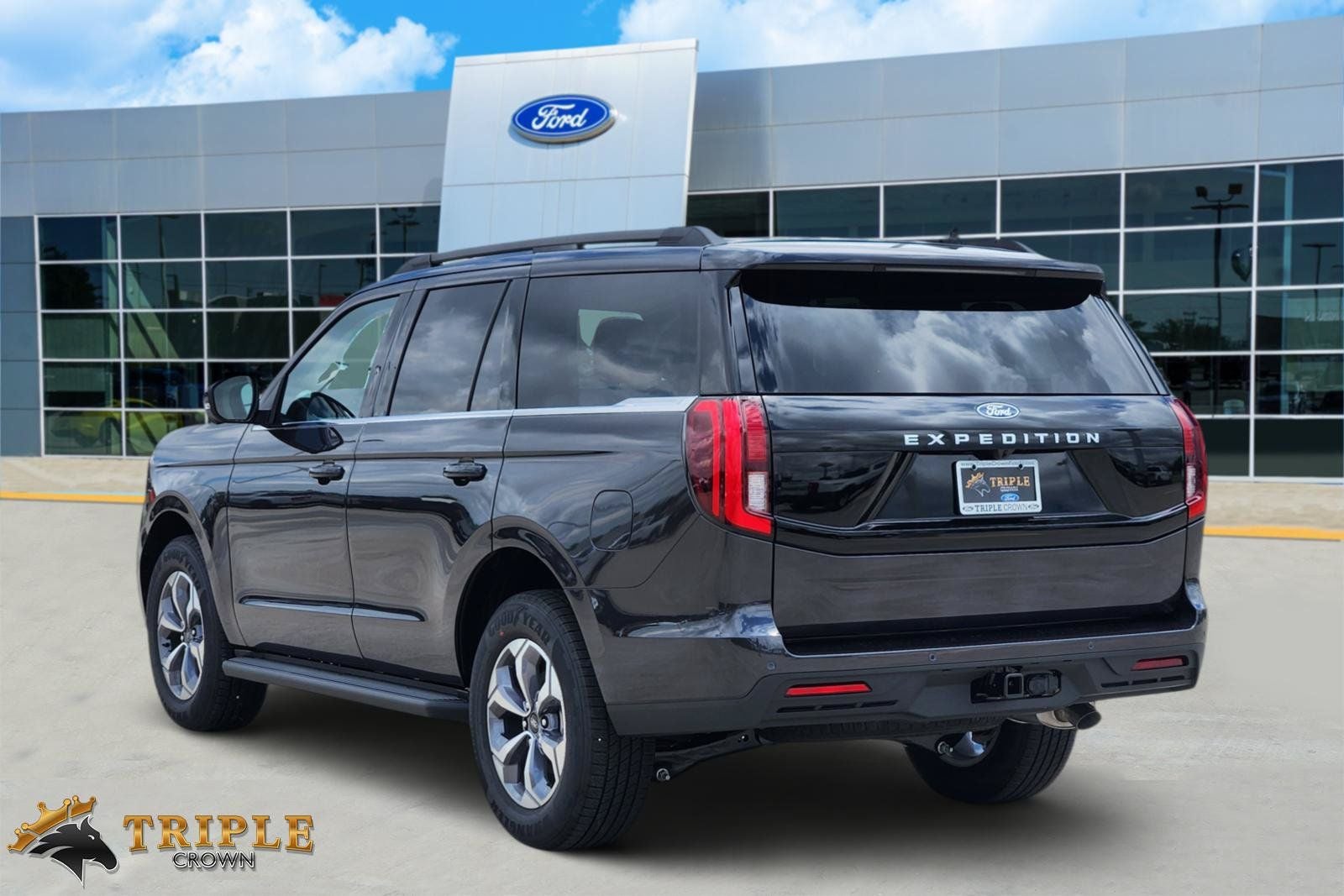 2027 Ford Expedition Active