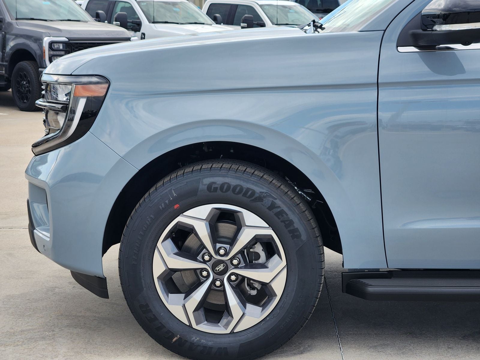 2027 Ford Expedition Active