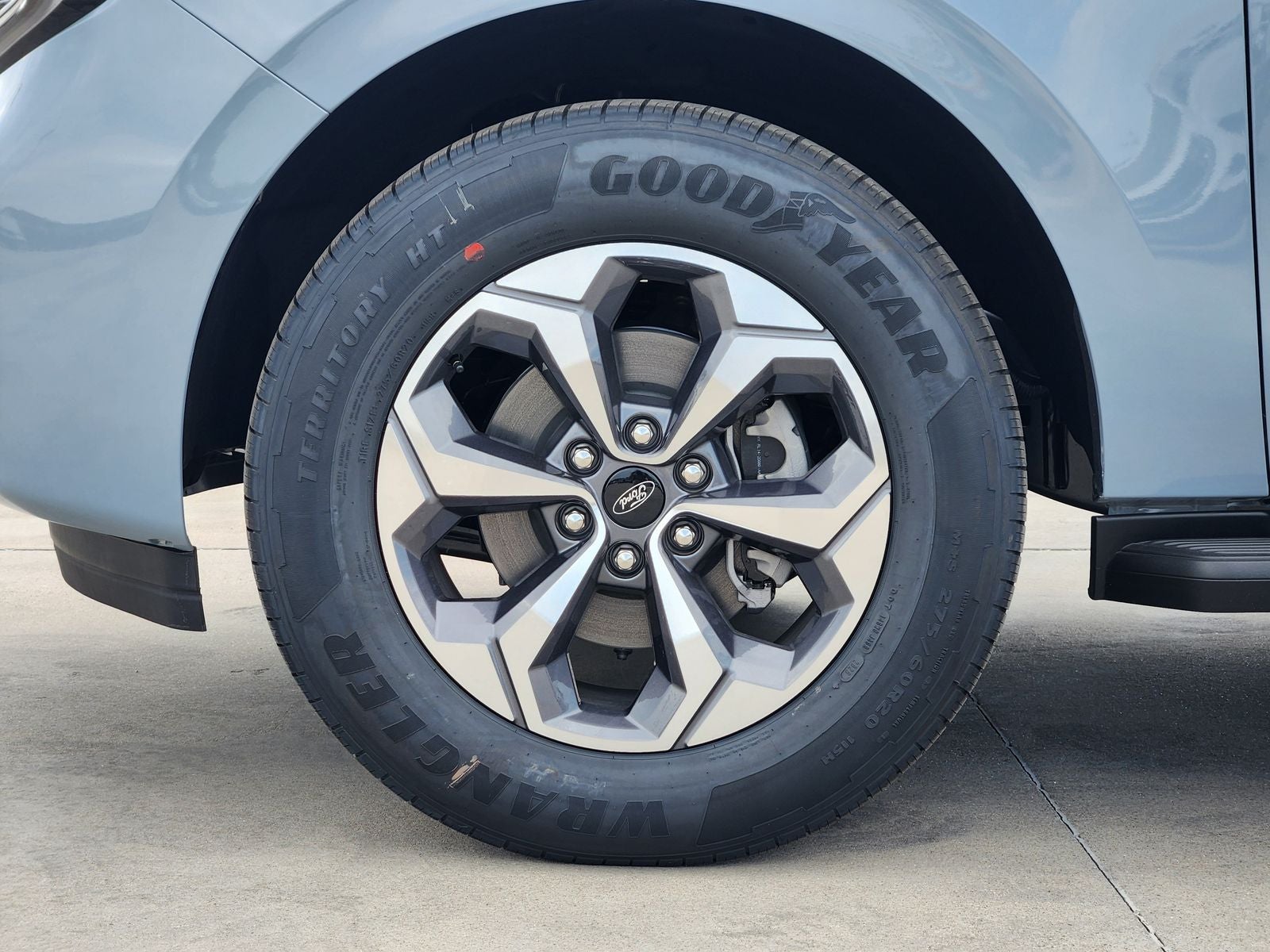 2027 Ford Expedition Active