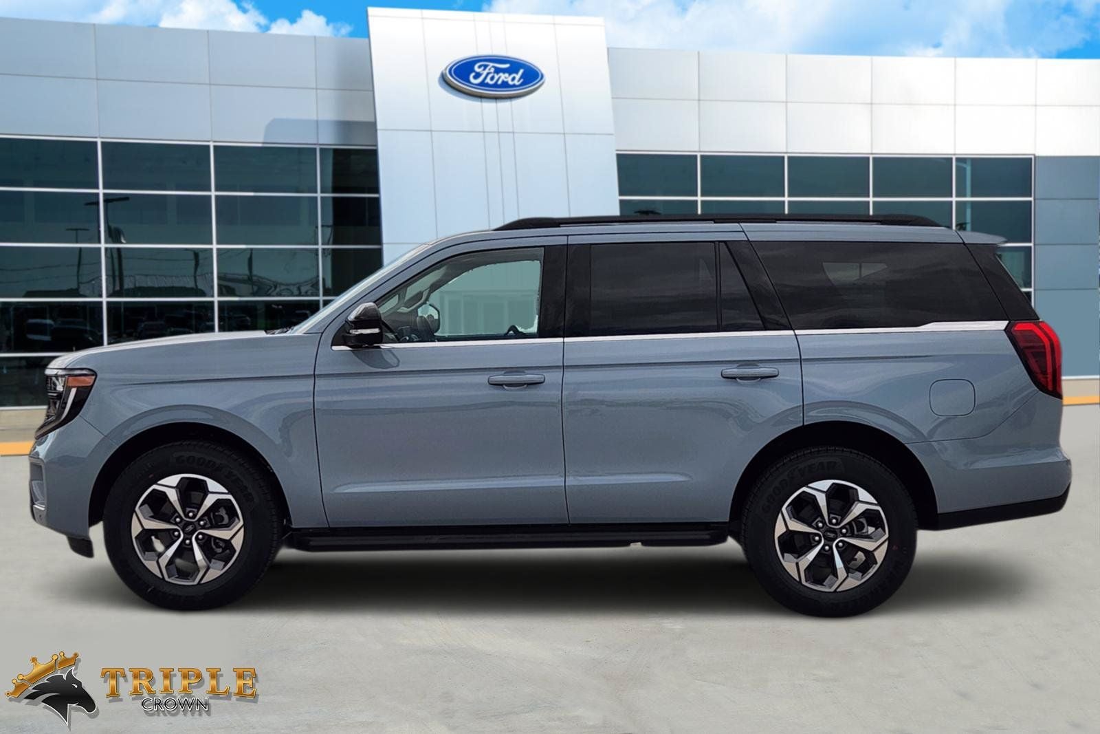 2027 Ford Expedition Active