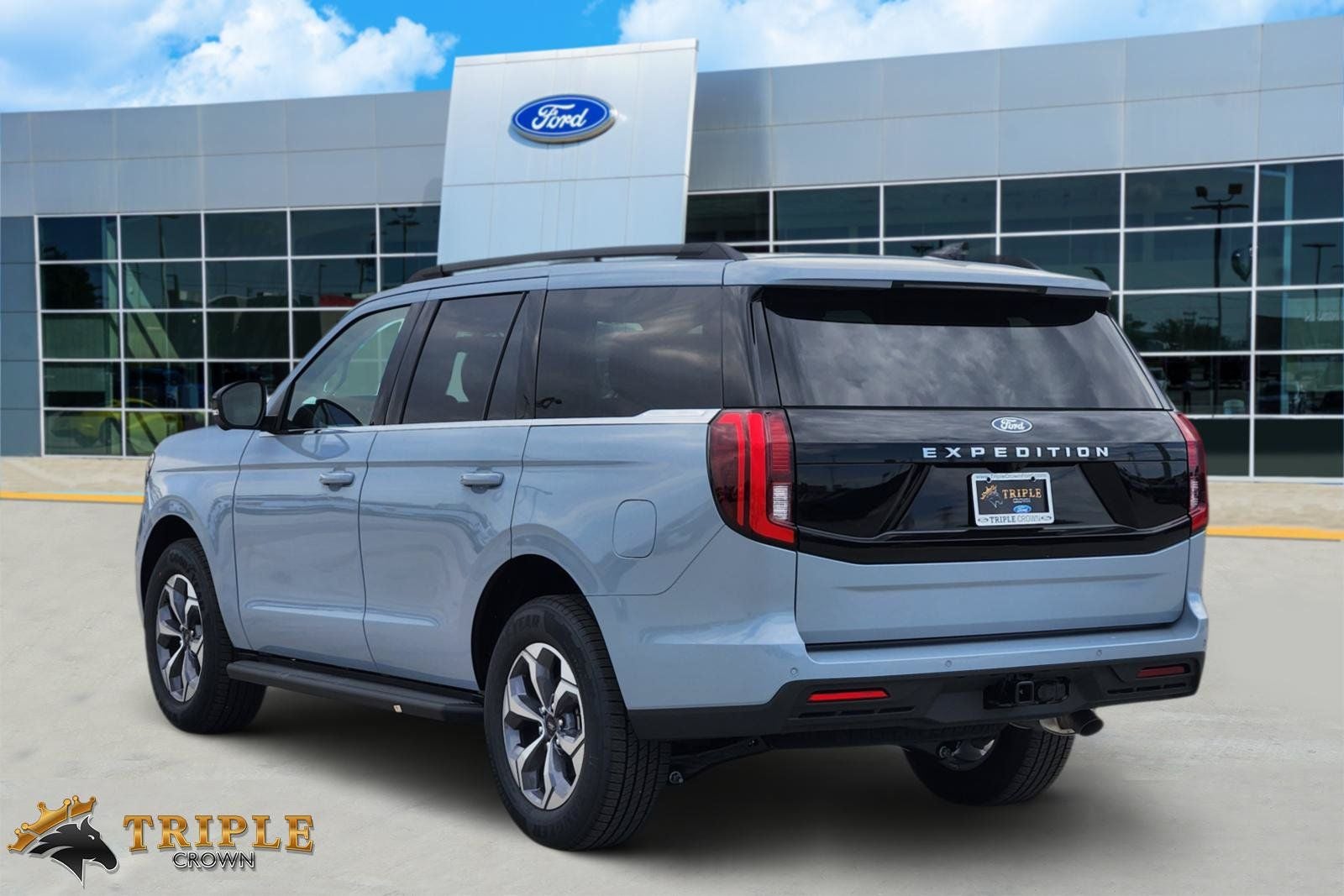 2027 Ford Expedition Active